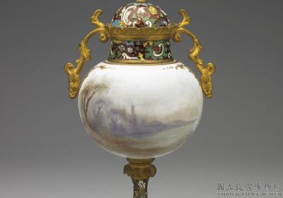 图片[3]-Stem cup with closonne enamel segments and  painted enamel decoration of Western figures on porcelain, Qing dynasty (1644-1911)-China Archive